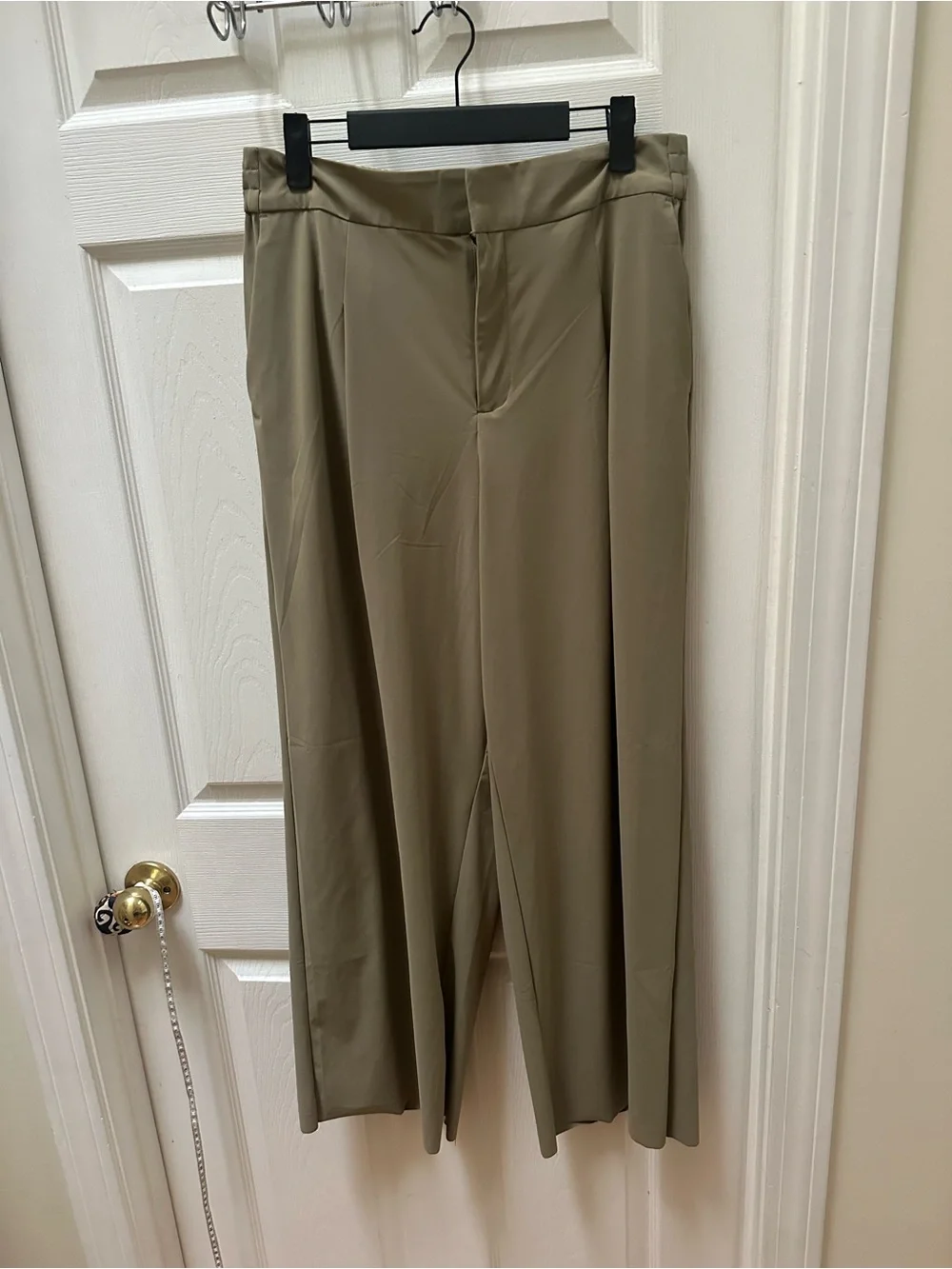 Athleta Pinnacle High Rise Trouser tan Wide Leg pants 10